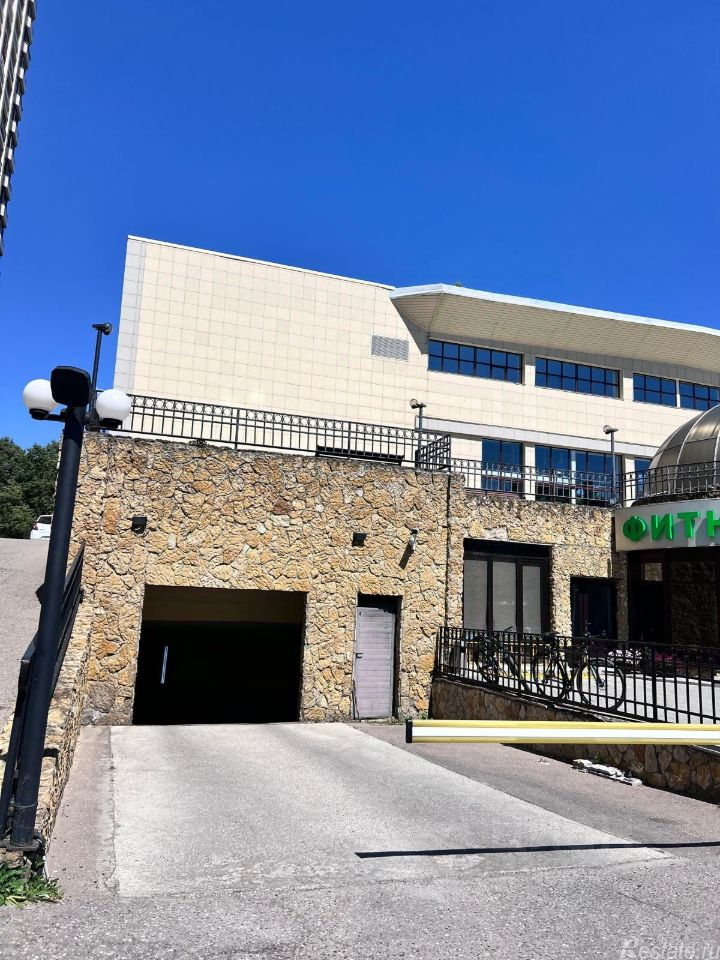 Аренда гаража ул Давыдковская,  д. 3,  к. 1