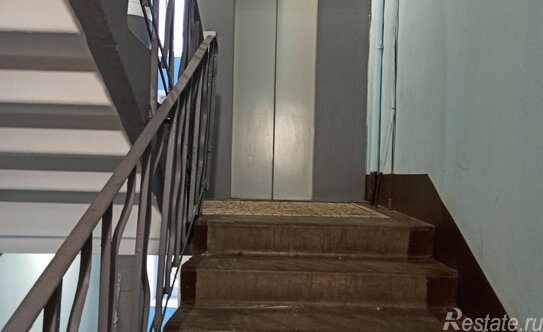 Продажа 2-комн квартиры на вторичном рынке Будапештская улица,  д. 5 к2