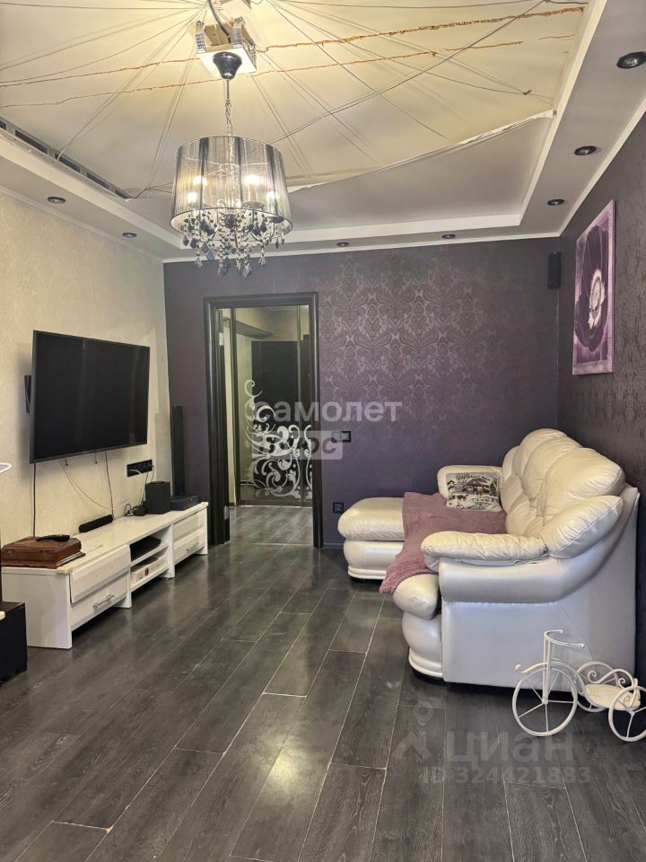 Продажа 3-комн квартиры на вторичном рынке Тосно г., улица Тотмина, 8