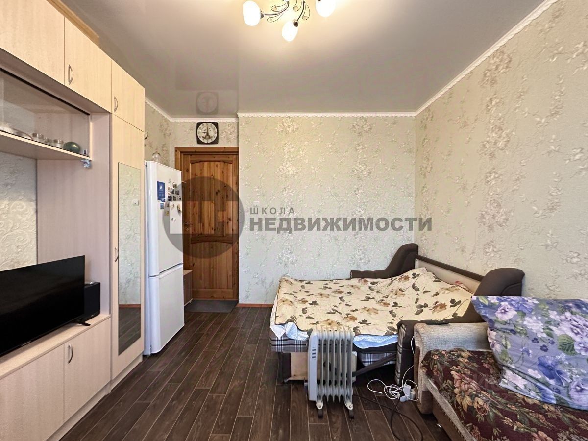 Продажа 3-комн квартиры на вторичном рынке Заневский проспект, 17