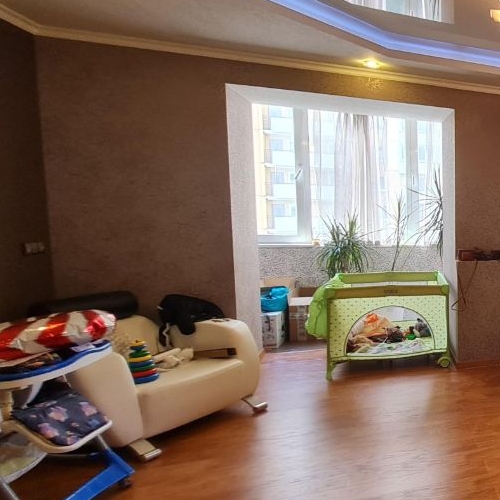 4-комн квартира проспект Луначарского, 13к1