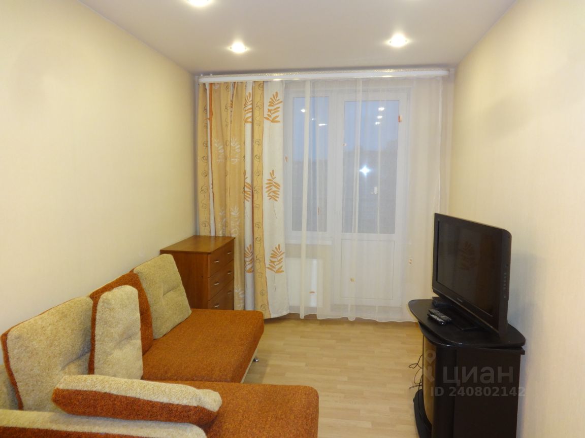 Аренда 1-комн квартиры на вторичном рынке пос. Шушары, Славянка тер., улица Ростовская, 17/4