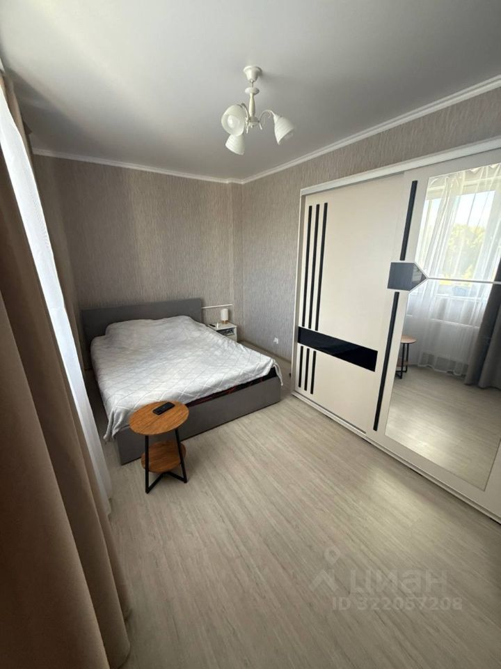 Продажа 3-комн квартиры на вторичном рынке улица Харлампиева, 50к1