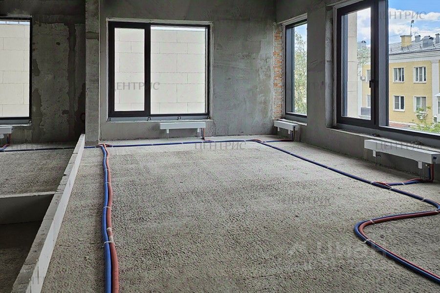 Продажа 3-комн квартиры на вторичном рынке улица Усачева, 15А