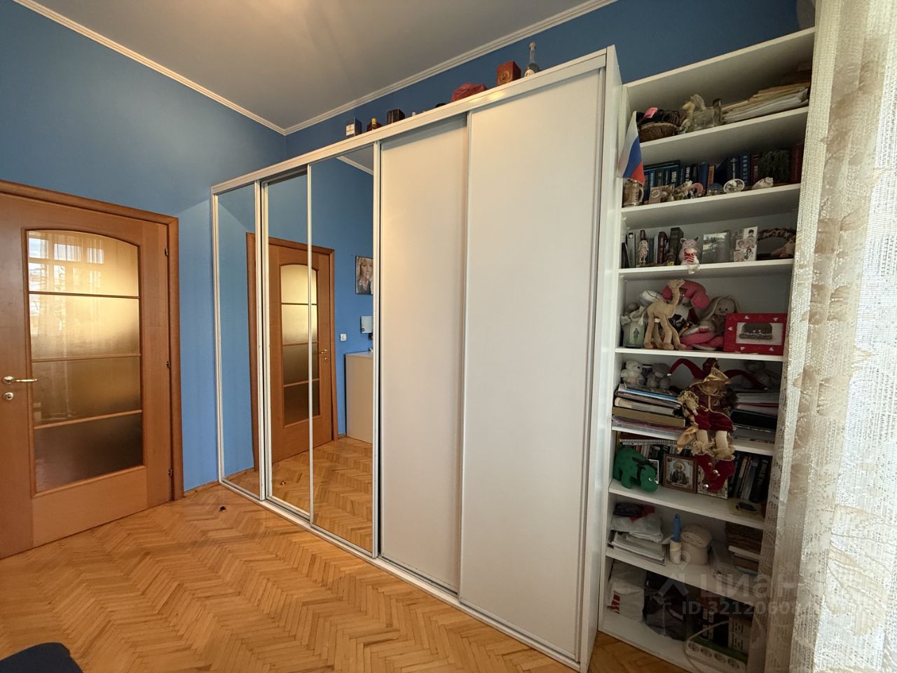 Продажа 4-комн квартиры на вторичном рынке Новопесчаная улица, 13к3