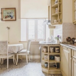 Продажа 3-комн квартиры на вторичном рынке улица Серафимовича,  д. 2