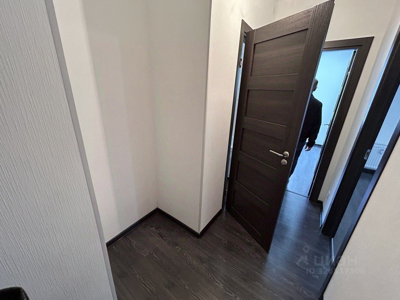 Продажа 1-комн квартиры на вторичном рынке Генерала Кравченко ул,  д. 3к1