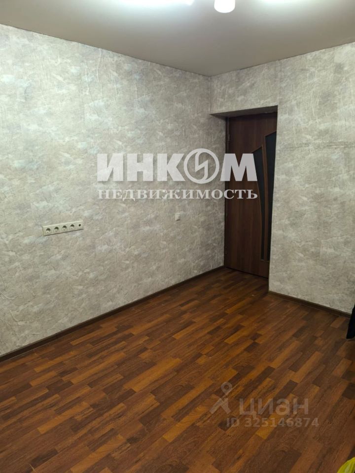 Продажа 2-комн квартиры на вторичном рынке Старый Городок пгт, улица Школьная, 6