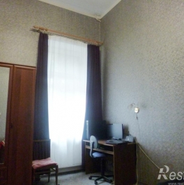 Продажа 2-комн квартиры на вторичном рынке Почтамтская ул ,  д. 11