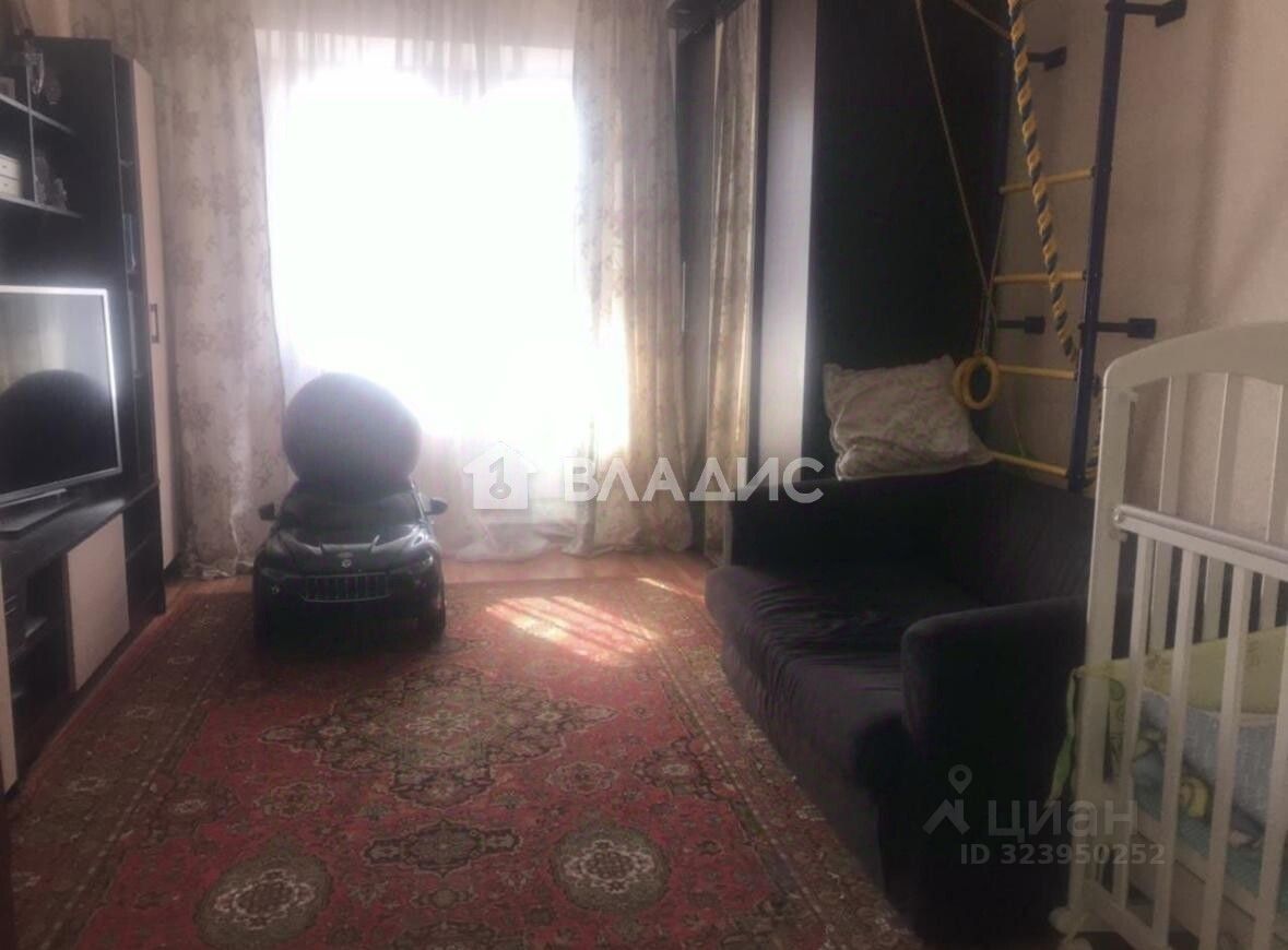 Продажа 1-комн квартиры на вторичном рынке Лесной Городок пгт, улица Грибовская, 2