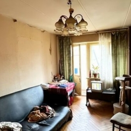 Продажа 3-комн квартиры на вторичном рынке Сафоновская улица,  д. 17