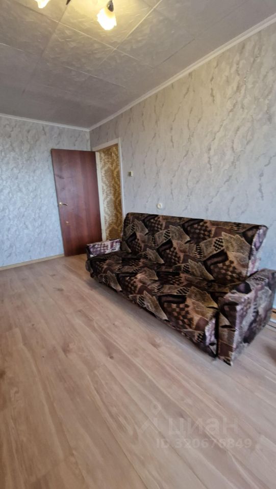 Аренда 1-комн квартиры на вторичном рынке Колпино, Павловская улица, 40/2