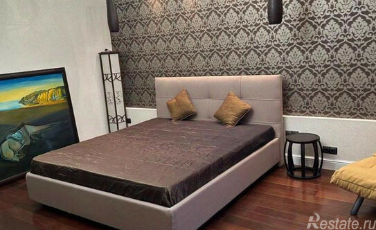 Аренда 4-комн квартиры на вторичном рынке улица Дунаевского,  д. 7