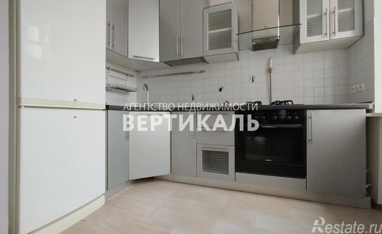 Продажа 3-комн квартиры на вторичном рынке улица Маршала Василевского,  д. 9 к3