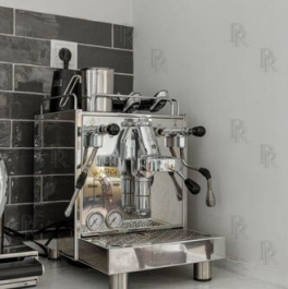 Продажа 4-комн квартиры на вторичном рынке Никитский б-р,  д. 5