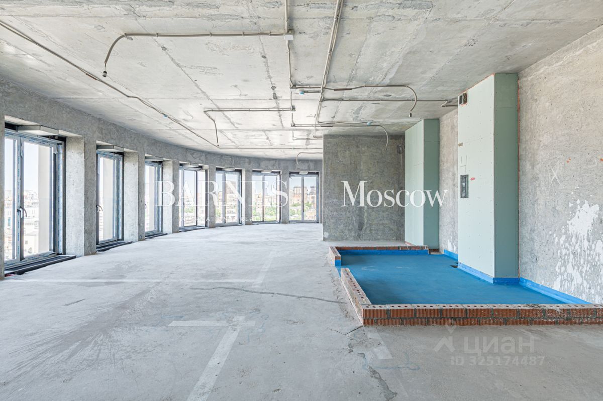 Продажа 5-комн квартиры на вторичном рынке Дружинниковская улица, 15А