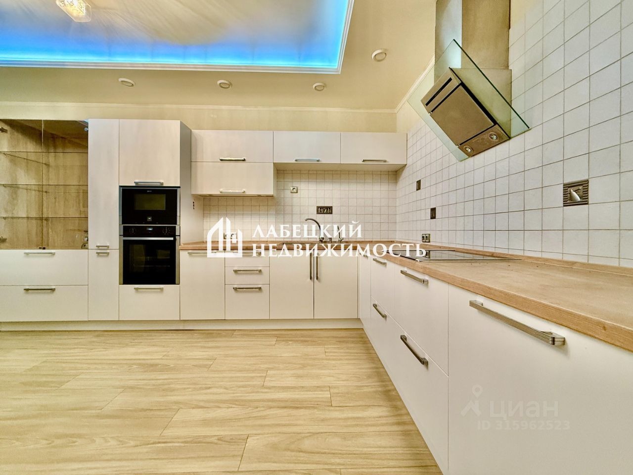 Продажа 4-комн квартиры на вторичном рынке Дибуновская улица, 50