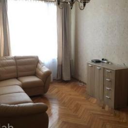Продажа 3-комн квартиры на вторичном рынке Комсомольский проспект,  д. 19