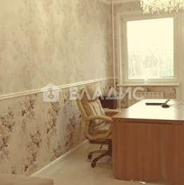Продажа 4-комн квартиры на вторичном рынке Тульская Б. ул,  д. 56