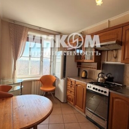 Продажа 2-комн квартиры на вторичном рынке ул Будайская,  д. 7