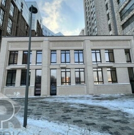 Продажа 4-комн квартиры на вторичном рынке Восточная ул,  д. 2