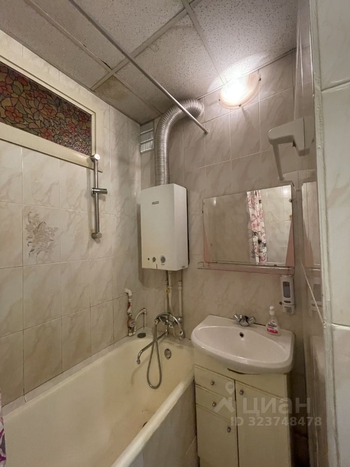 Продажа 1-комн квартиры на вторичном рынке Алтайская улица, 11