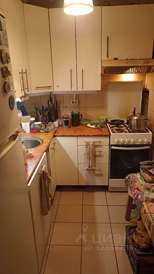 Продажа 4-комн квартиры на вторичном рынке бульвар Новаторов, 59