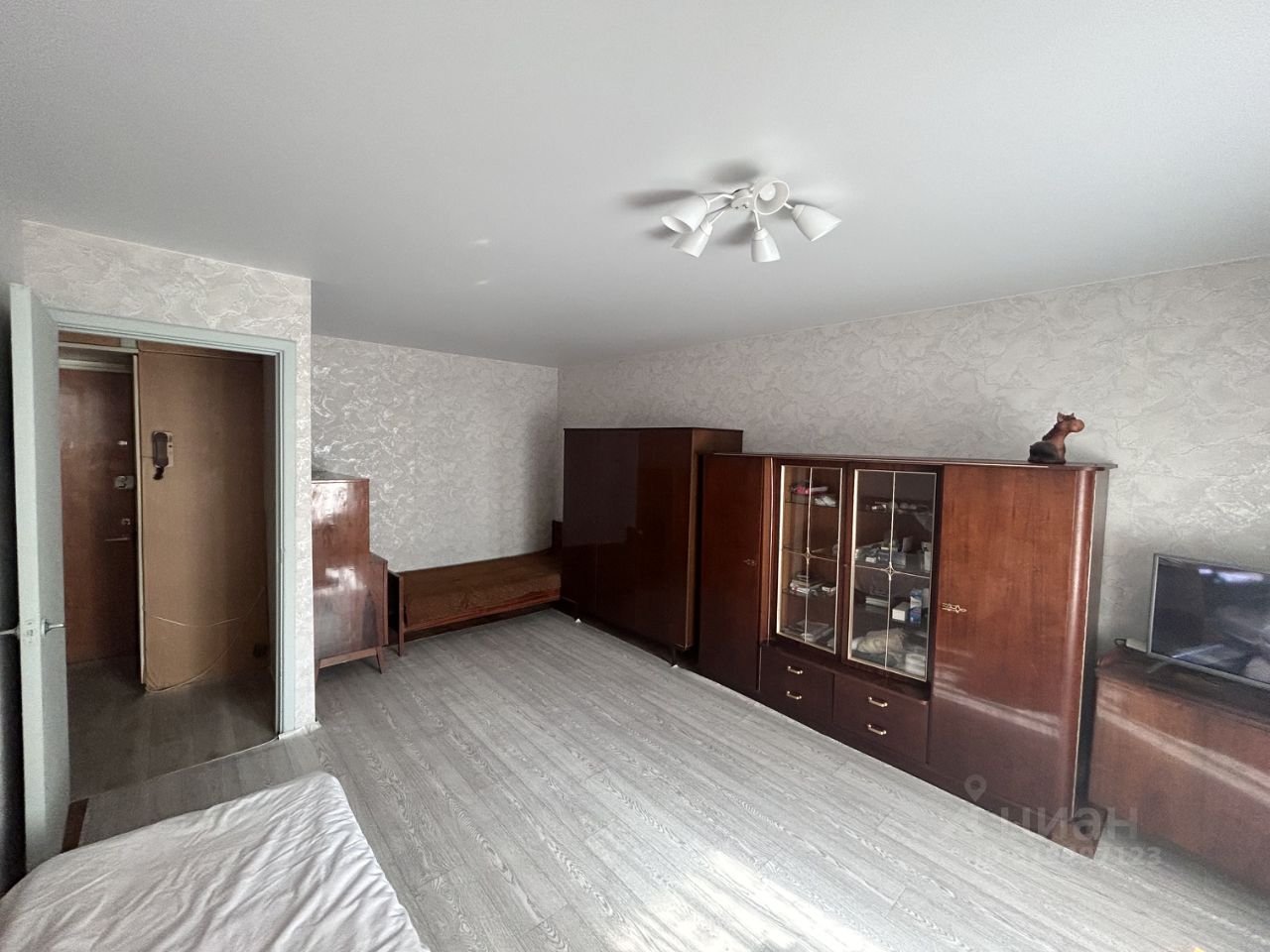 Продажа 1-комн квартиры на вторичном рынке Перекопская улица, 21К2