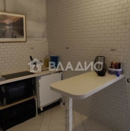 Продажа 3-комн квартиры на вторичном рынке Микрорайон Кутузовский, улица Чистяковой,  д. 24