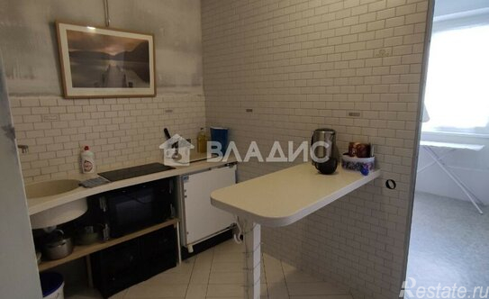 Продажа 3-комн квартиры на вторичном рынке Микрорайон Кутузовский, улица Чистяковой,  д. 24