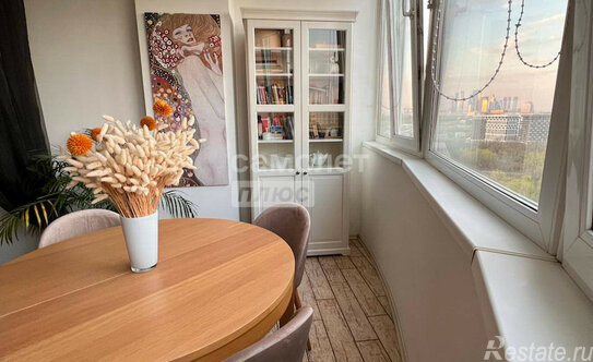 Аренда 2-комн квартиры на вторичном рынке Веерная улица,  д. 2