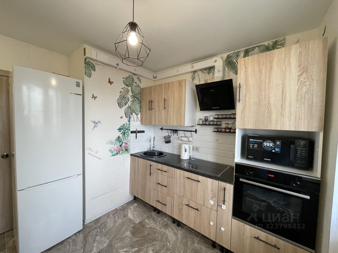 Продажа 2-комн квартиры на вторичном рынке Мытищи, улица Кедрина, 1