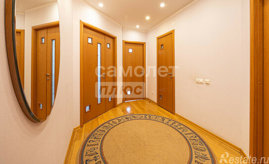 Продажа 4-комн квартиры на вторичном рынке улица Твардовского