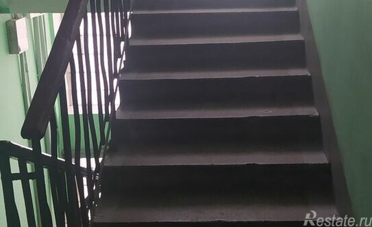 Продажа 3-комн квартиры на вторичном рынке Краснопутиловская улица,  д. 104