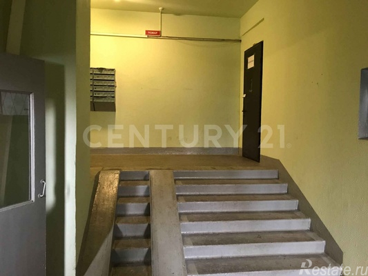 Продажа 2-комн квартиры на вторичном рынке Остафьевская ул,  д. 8