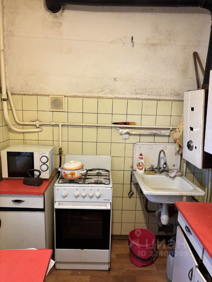 Продажа 2-комн квартиры на вторичном рынке Штурманская улица, 22К2