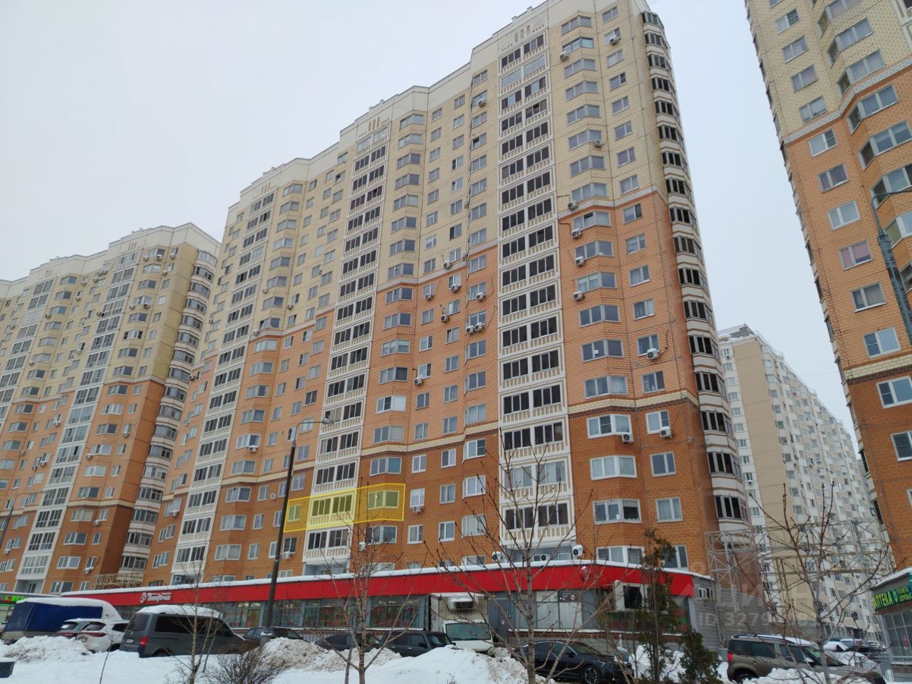 Продажа 3-комн квартиры на вторичном рынке Рождественская улица, 31