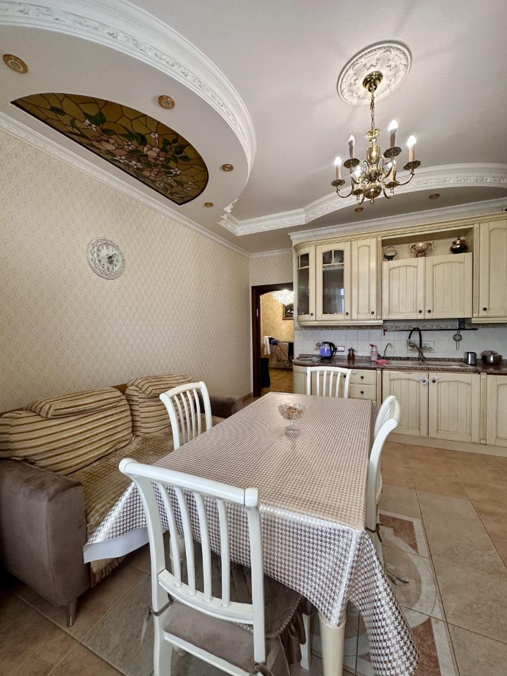 Продажа 5-комн квартиры на вторичном рынке улица Красная Пресня, 21