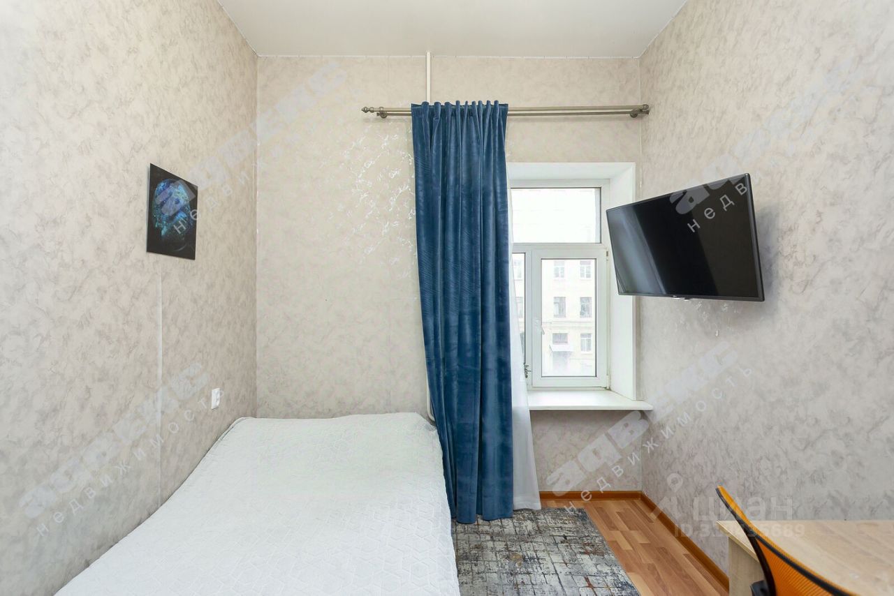 Продажа 4-комн квартиры на вторичном рынке Вознесенский проспект, 47