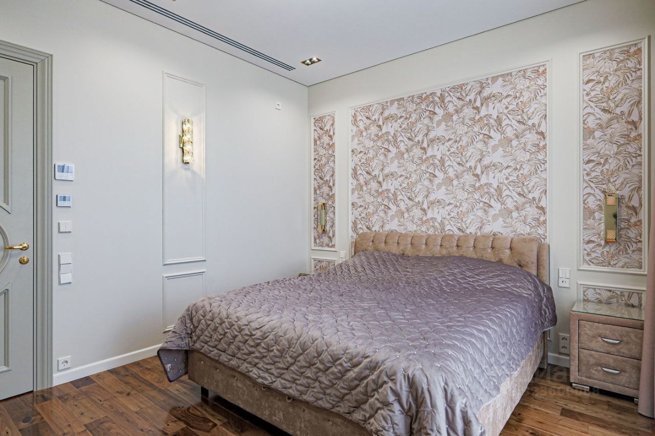 Аренда 4-комн квартиры на вторичном рынке Олсуфьевский переулок, 9к1