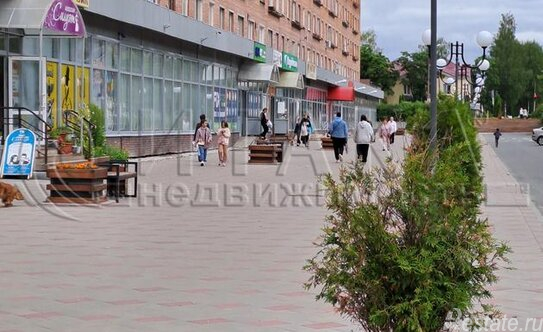 Продажа 3-комн квартиры на вторичном рынке Подпорожье, пр-кт Ленина,  д. 24