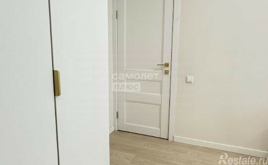 Продажа 3-комн квартиры на вторичном рынке Усачёва улица,  д. 29 к7