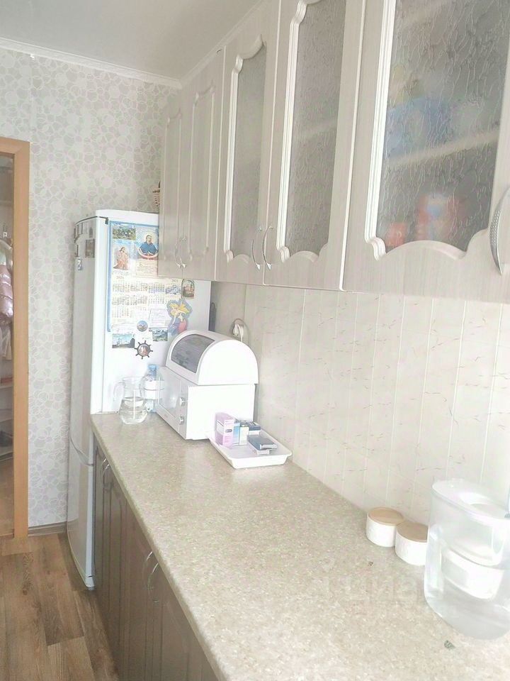 Продажа 2-комн квартиры на вторичном рынке пос. Красная Пойма, улица Школьная, 17