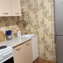 Продажа 1-комн квартиры на вторичном рынке Пушкин г, Гусарская ул,  д. 4 к13