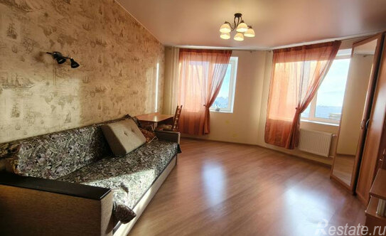 Продажа 1-комн квартиры на вторичном рынке Учительская улица
