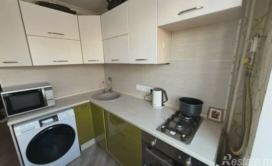 Продажа 2-комн квартиры на вторичном рынке ул Седова,  д. 17,  к. 1