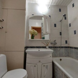 Продажа 1-комн квартиры на вторичном рынке б-р Генерала Карбышева,  д. 14