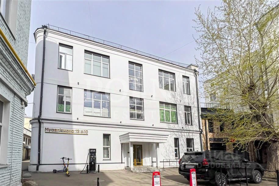 Продажа 2-комн квартиры на вторичном рынке Мясницкая улица, 13С10