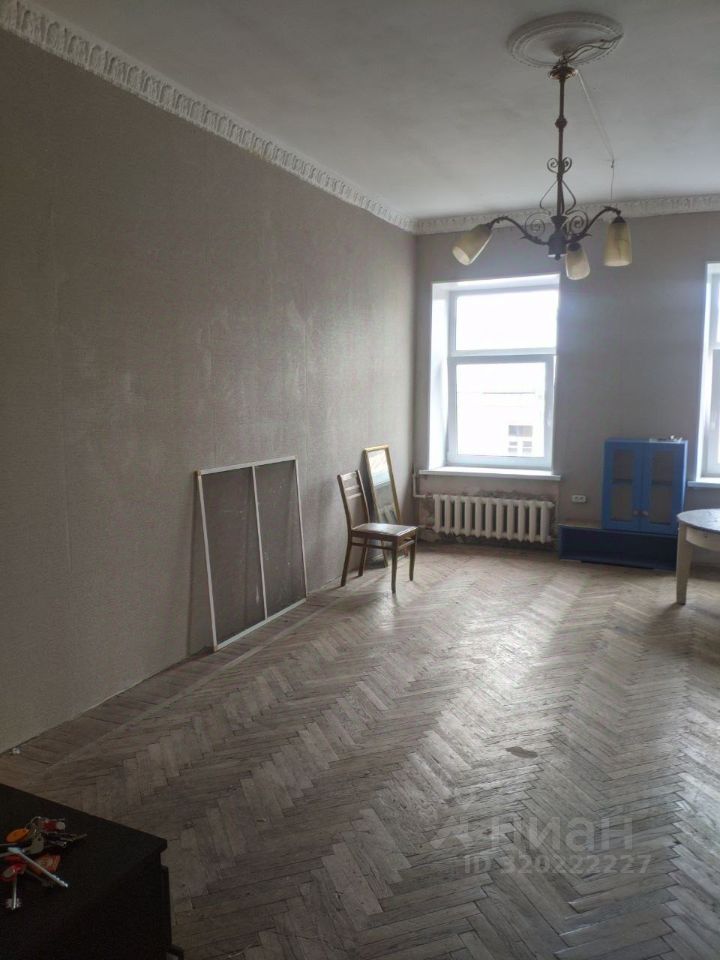 Продажа комнаты Захарьевская улица, 3
