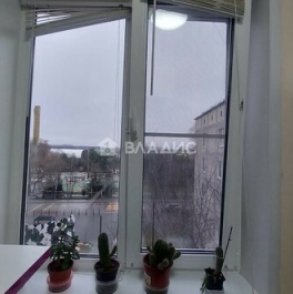 Продажа 2-комн квартиры на вторичном рынке улица Липовая Аллея,  д. 8